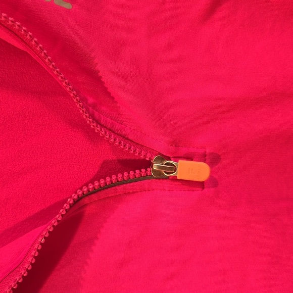 FILA RUNNING| Half Zip Sport Long Sleeved Shirt| Size Large - Picture 8 of 11